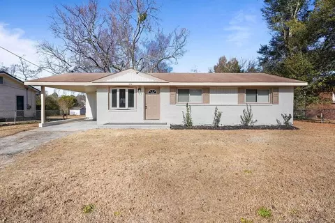 576 Braxton Blvd, Fayetteville, NC 28311
