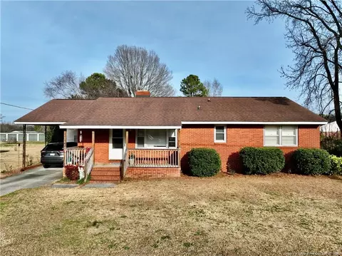 2450 Nc Highway 72, Lumberton, NC 28360