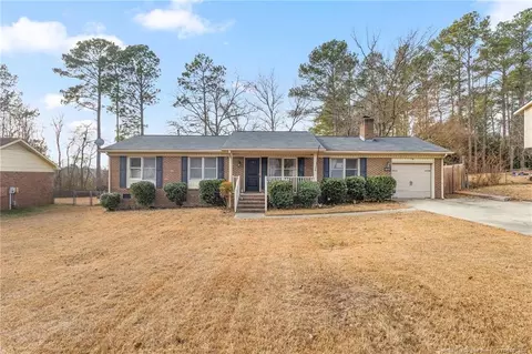 6654 Vaughn Rd, Fayetteville, NC 28304