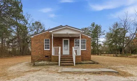 6311 Crestwood Ave, Fayetteville, NC 28304