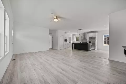 849 Loop Rd, Bunnlevel, NC 28323 photo 5