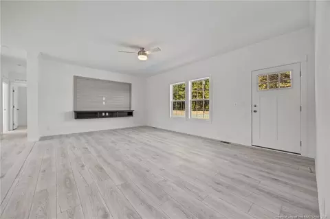 849 Loop Rd, Bunnlevel, NC 28323 photo 3