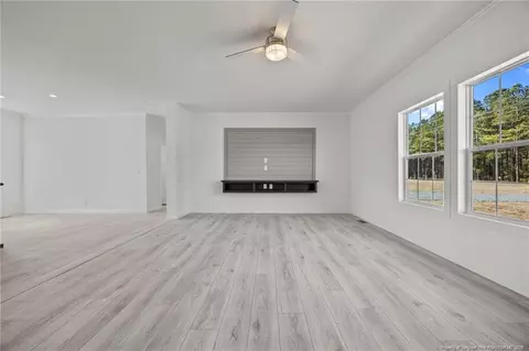 849 Loop Rd, Bunnlevel, NC 28323 photo 6