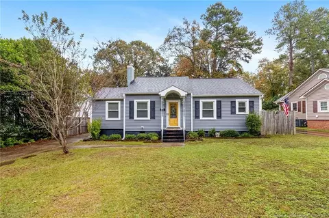 936 Mckimmon Rd, Fayetteville, NC 28303
