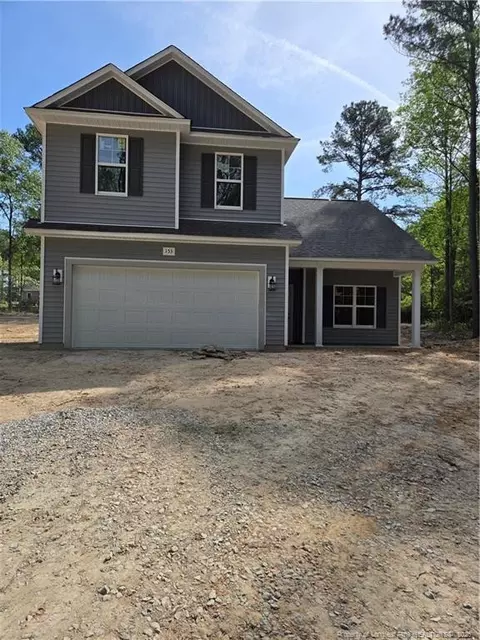 153 Sandalwood Dr, Spring Lake, NC 28390