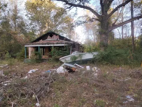 693 Magnolia School Rd, Washington, NC 27889