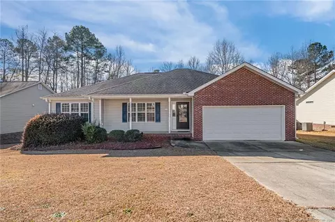 525 Tucks Ct, Sanford, NC 27330