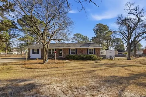 3603 Colonial Cv, Hope Mills, NC 28348