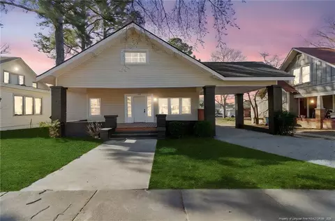 503 W Harnett St, Dunn, NC 28334