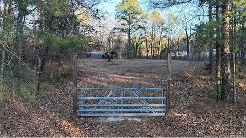 3938 Gainey Rd, Raeford, NC 28376