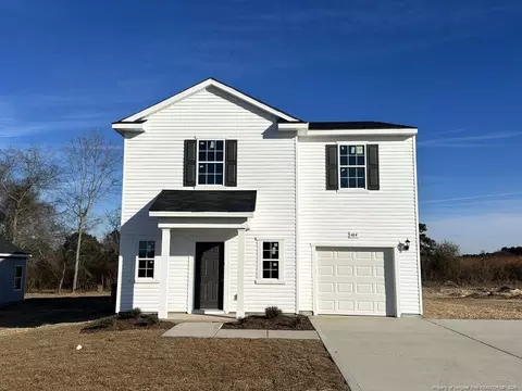 464 Wicklow Ln, Raeford, NC 28376