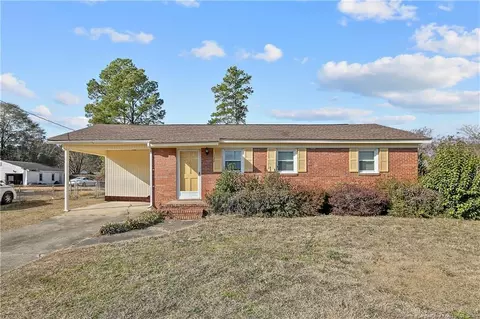 322 Lafayette St, Saint Pauls, NC 28384