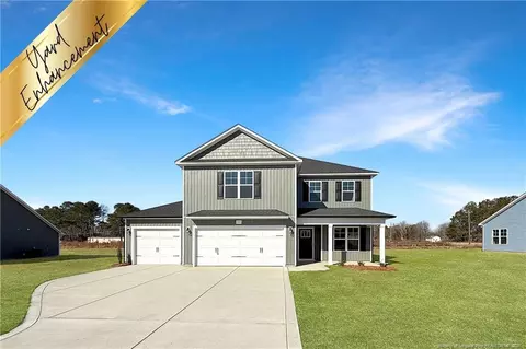 103 Commander Dr, Parkton, NC 28371