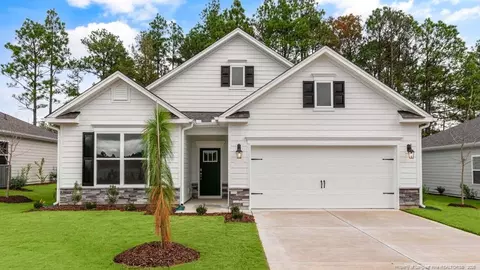 804 Fernwind Cir, Aberdeen, NC 28315