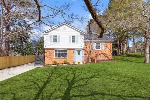 5434 Hampton Rd, Fayetteville, NC 28311