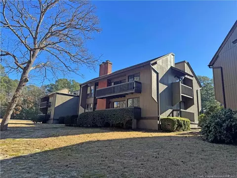 Exterior - 10 Pine Tree Rd, Pinehurst, NC 28374 photo 3 of 5