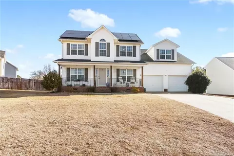 217 Caldwell St, Spring Lake, NC 28390
