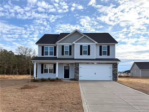 334 Crowville St, Raeford, NC 28376