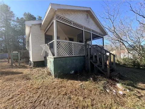 141 Church St, Rockingham, NC 28379
