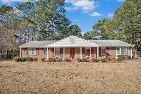 222 Rainier Dr, Fayetteville, NC 28314