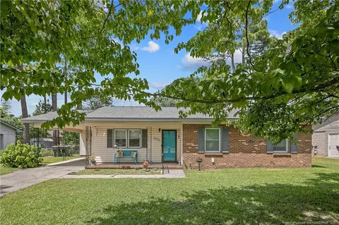 6314 Bretton Wood Dr, Hope Mills, NC 28348