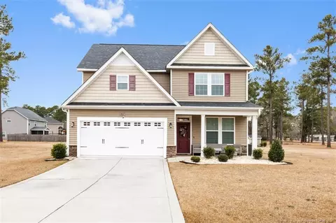 461 Gadson Dr, Hope Mills, NC 28348