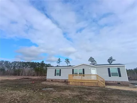 1367 Whistling Rufus Rd, Pembroke, NC 28372
