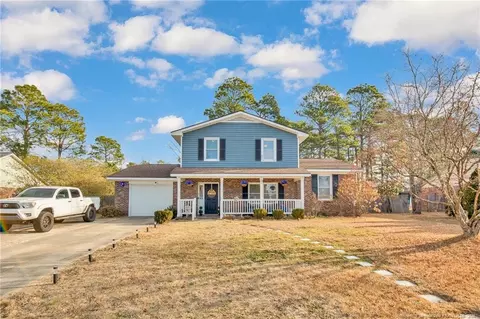 6874 Pin Oak Ln, Fayetteville, NC 28314