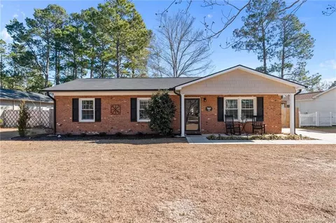 3705 Persimmon Rd, Hope Mills, NC 28348