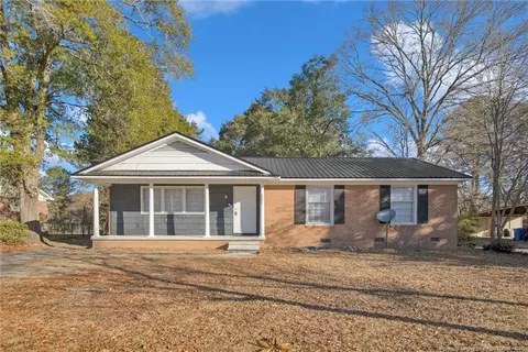 432 Morningside Dr, Fayetteville, NC 28311