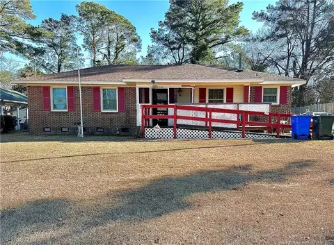 728 Rockwood Dr, Fayetteville, NC 28311