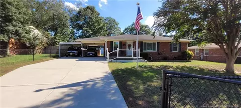 5219 Redwood Dr, Fayetteville, NC 28304