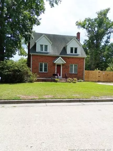 201 W 17th St W, Lumberton, NC 28358