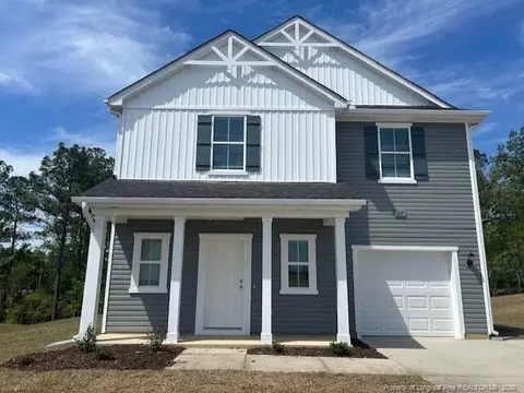 27 Thorncliff Ln, Lillington, NC 27546