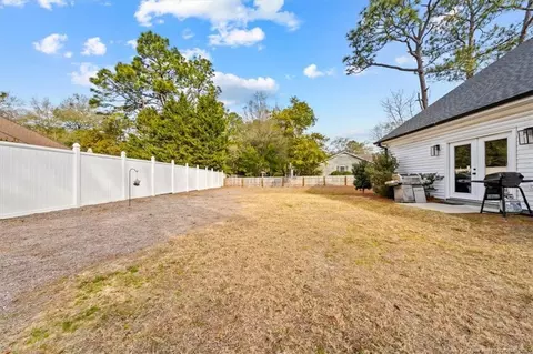 Exterior - 105 Tamarisk Ln, Pinehurst, NC 28374 photo 4 of 6