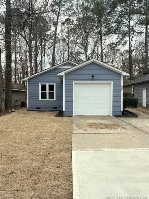 532 Crooked Creek Ct, Fayetteville, NC 28301