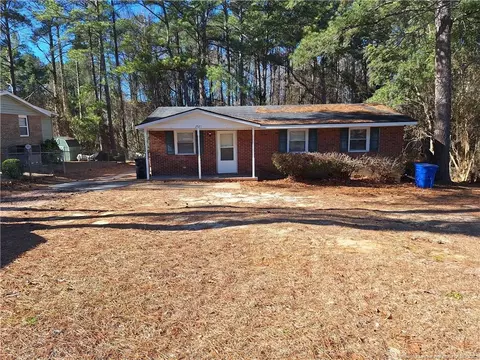 2525 Vestal Ave, Fayetteville, NC 28301