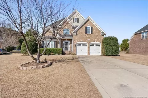 4409 Titleist Dr, Fayetteville, NC 28312