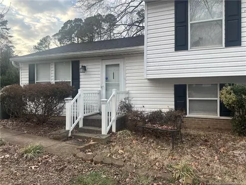 7121 Shellburne Dr, Raleigh, NC 27612 photo 6