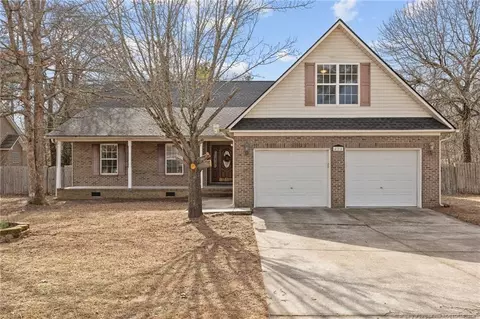 428 Dunbar Dr, Lillington, NC 27546