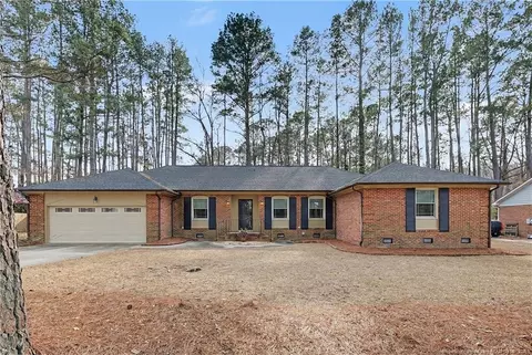 5737 Dobson Dr, Fayetteville, NC 28311