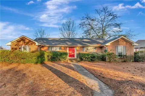 3545 Rosewood Dr, Lumberton, NC 28358