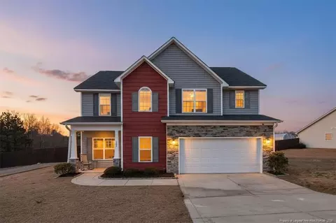 262 Yellowfoot Dr, Raeford, NC 28376