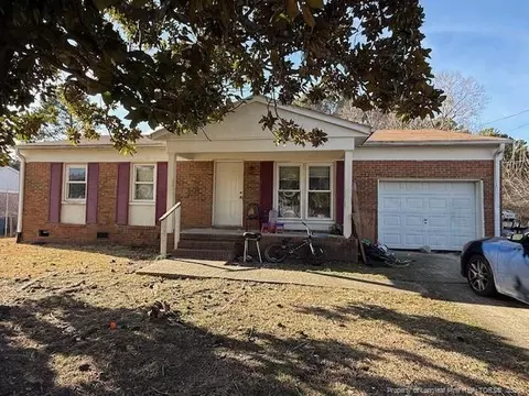 2513 E Brinkley Dr, Spring Lake, NC 28390 photo 1