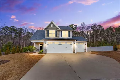 136 Edgefield Dr, Sanford, NC 27332