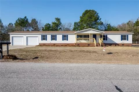 5238 Perry Oliver Dr, Hope Mills, NC 28348