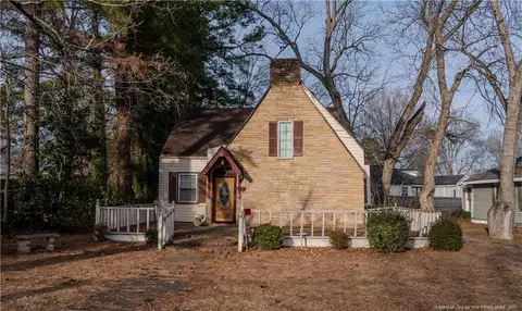 304 W Church St, Benson, NC 27504