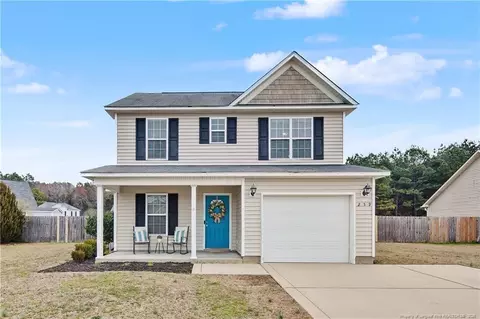 259 Roanoke Dr, Raeford, NC 28376