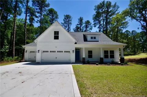 346 D L Phillips Ln, Broadway, NC 27505