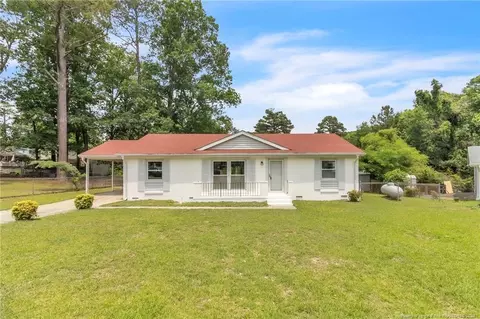 5490 Ivyridge Ct, Fayetteville, NC 28314